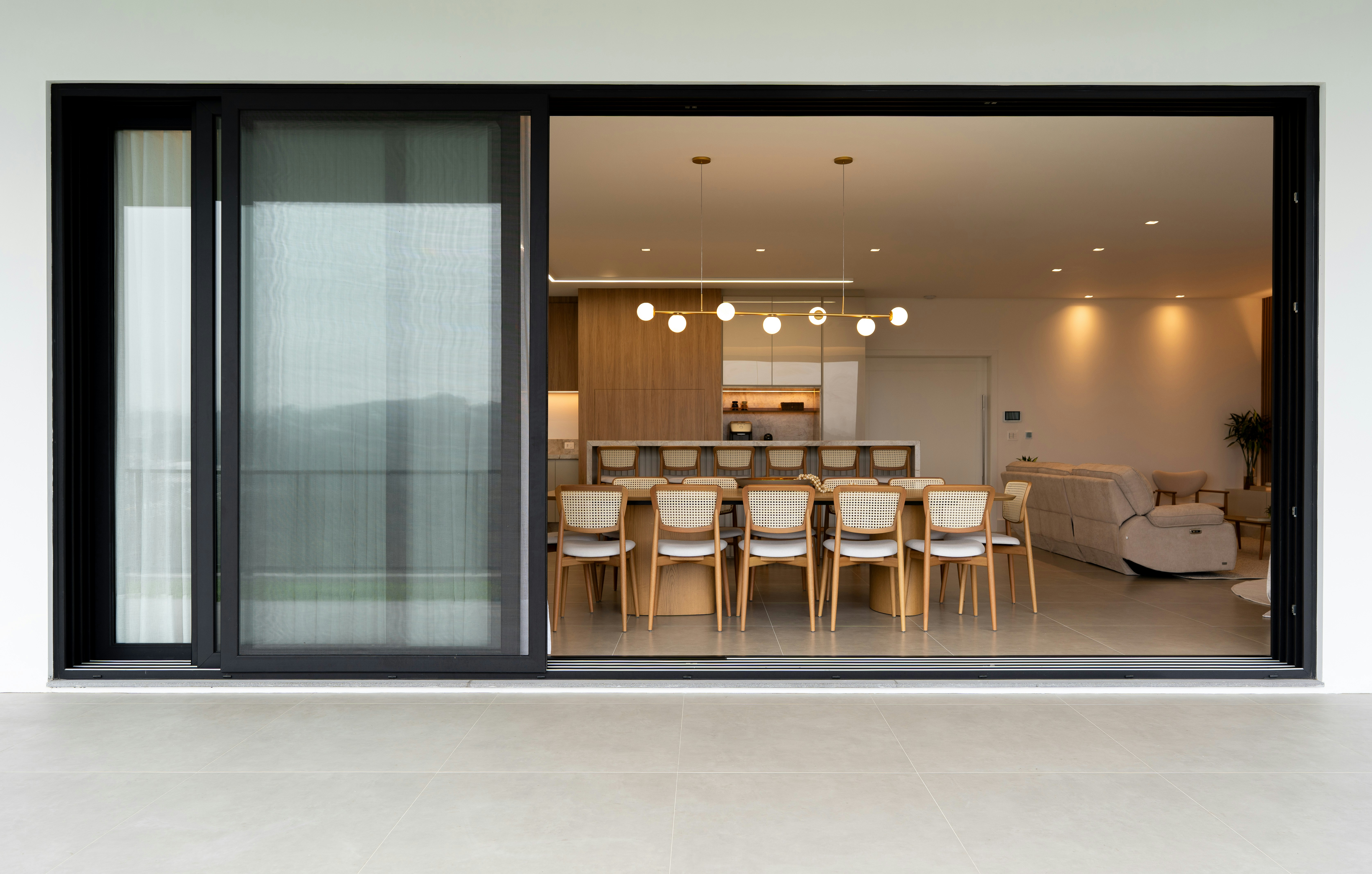 Hampshire Build Premium Package: Full Design, Vetted Contractors & Fixed-Fee Peace of Mind - Hampshire Build extension design blog article