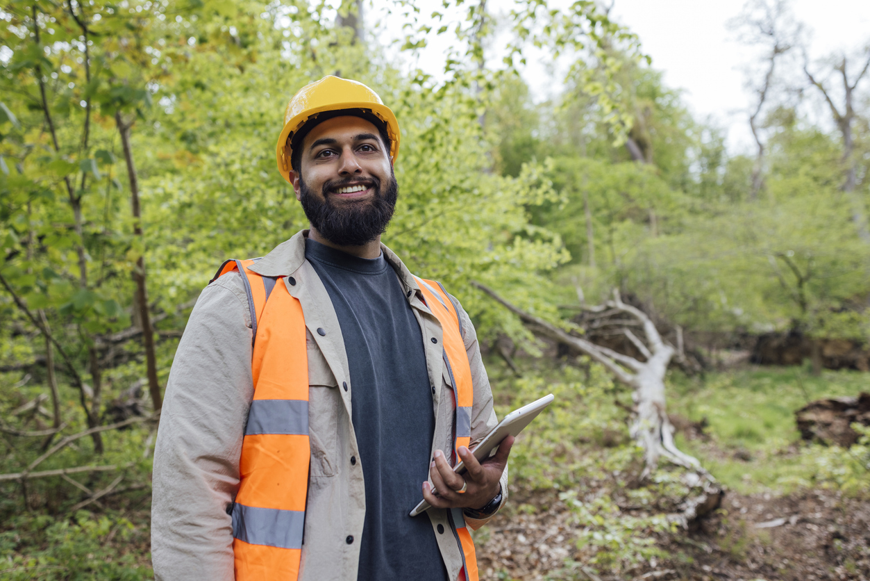 Ecologist conducting site survey for planning report — Hampshire Build